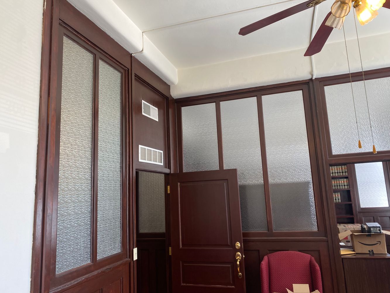 Suite 200-204